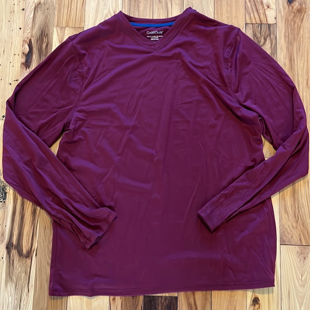 Cuddle Duds long sleeve maroon soft tee. Large